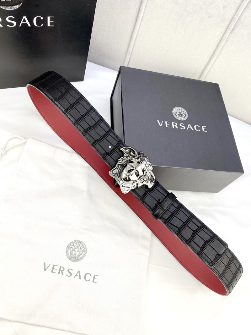 VERSACE